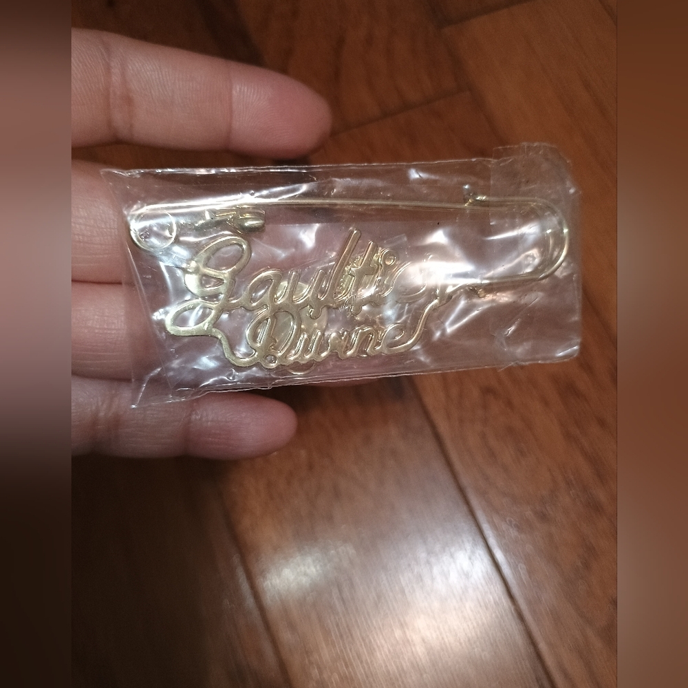 Large Jean Paul Gaultier Gold Brooch🥳🥳❌❌
